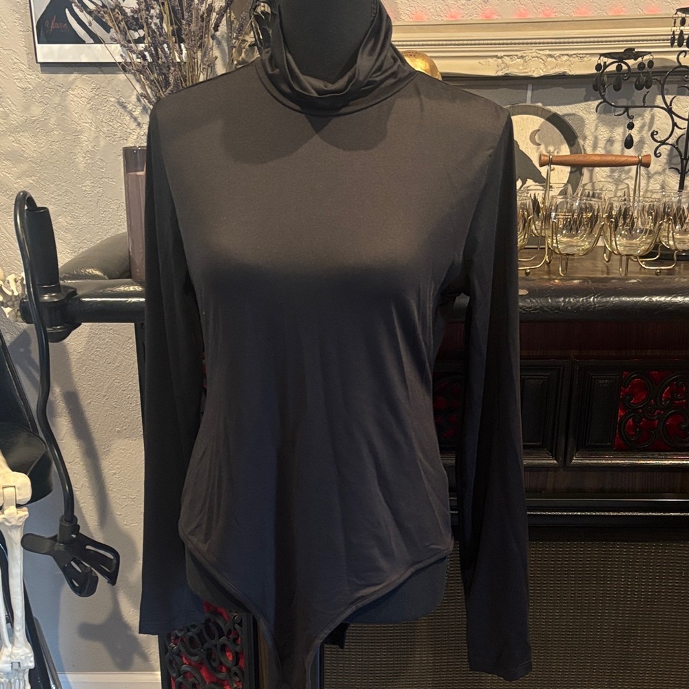 SHEIN Black Long Sleeve Bodysuit